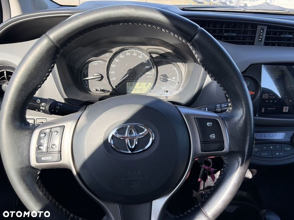 Toyota Yaris - 18