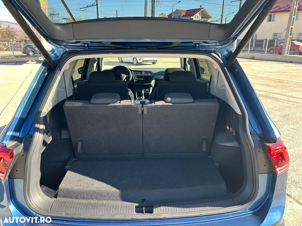 Volkswagen Tiguan - 25