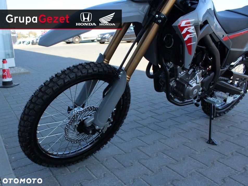 Honda CRF - 11