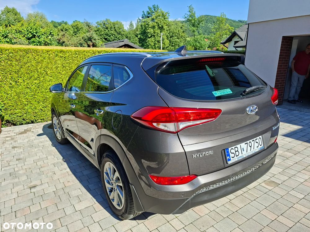 Hyundai Tucson 1.7 CRDI BlueDrive Style 2WD - 6