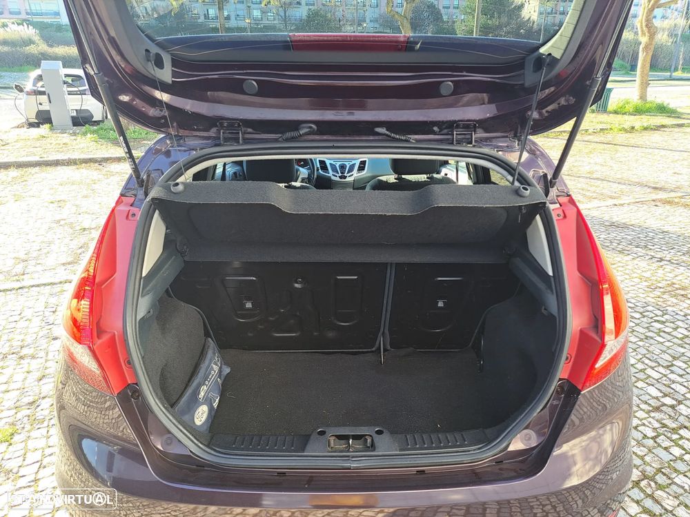 Ford Fiesta 1.25 Titanium - 24