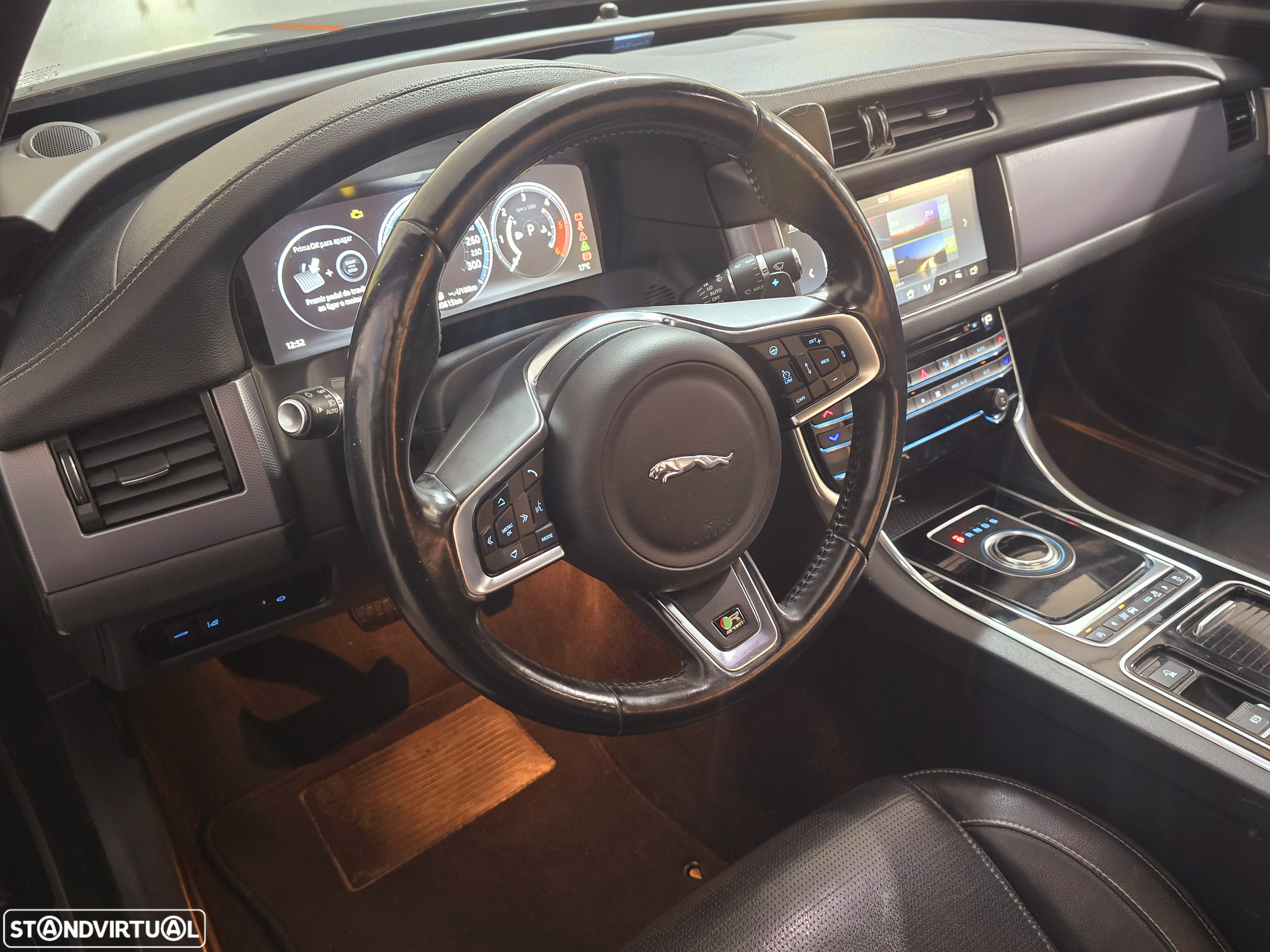 Jaguar XF 2.0 D R-Sport Aut. - 12