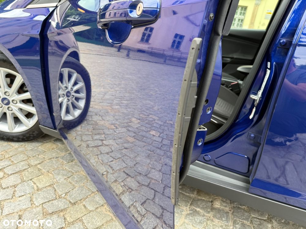 Ford Focus 1.0 EcoBoost Titanium ASS - 24
