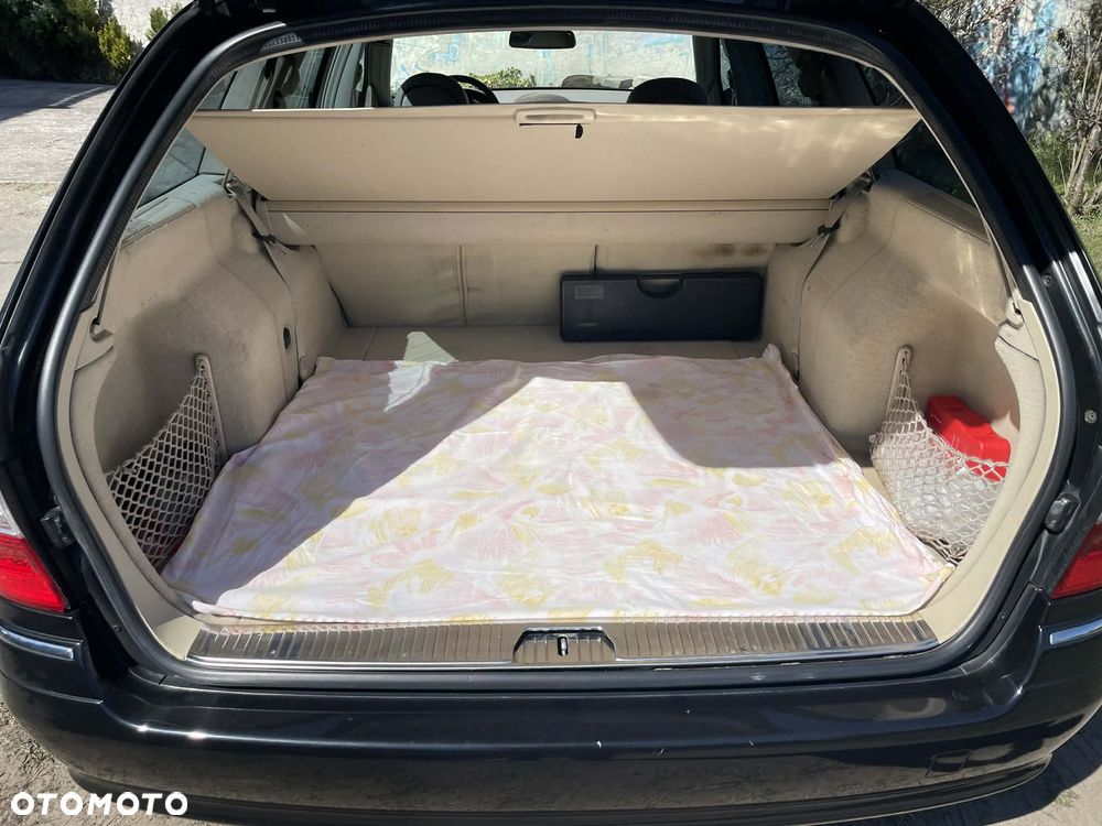 Mercedes-Benz Klasa E 200 Kompressor T Avantgarde - 10