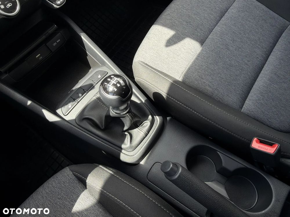 Kia Stonic 1.2 M - 16