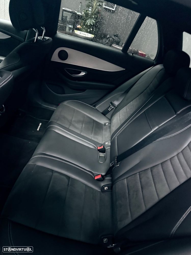 Mercedes-Benz E 300 de 4Matic T 9G-TRONIC AMG Line - 12