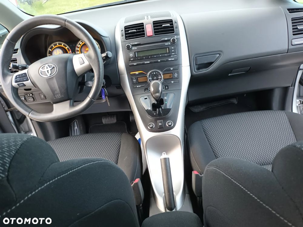 Toyota Auris 1.6 Valvematic Multidrive S START Edition - 39