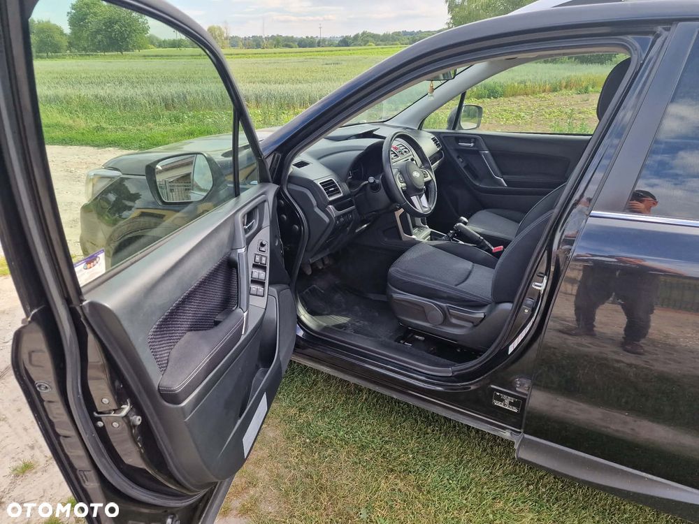 Subaru Forester 2.0 D Exclusive - 6