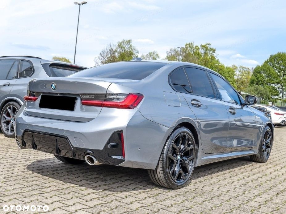 BMW Seria 3 320d xDrive mHEV M Sport - 3