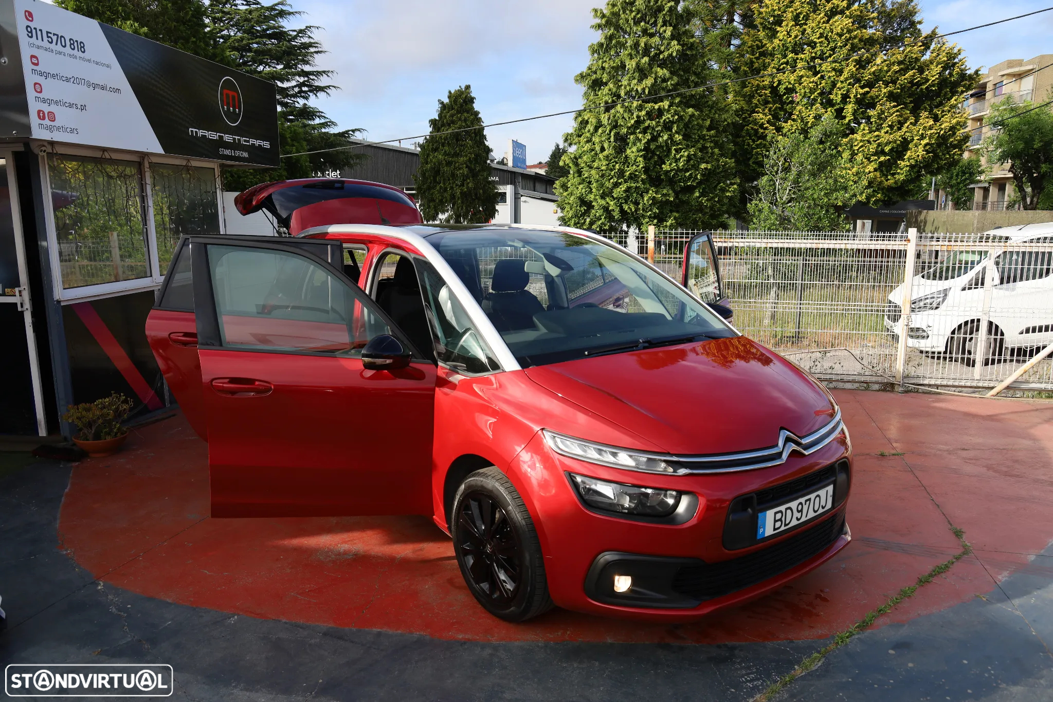 Citroën Grand C4 Spacetourer BlueHDi 130 Stop&Start EAT8 SHINE - 23
