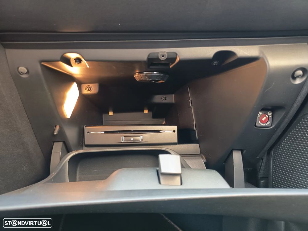 Peugeot 208 GTI 200 THP - 15