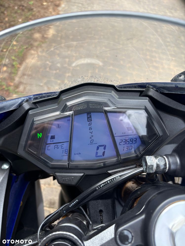 Yamaha YZF - 5