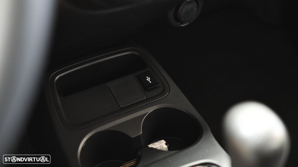 Mitsubishi Space Star - 23