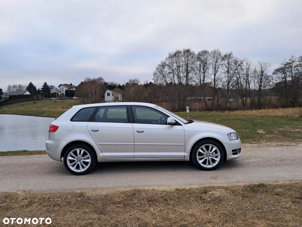 Audi A3 Sportback 1.6 Attraction - 5