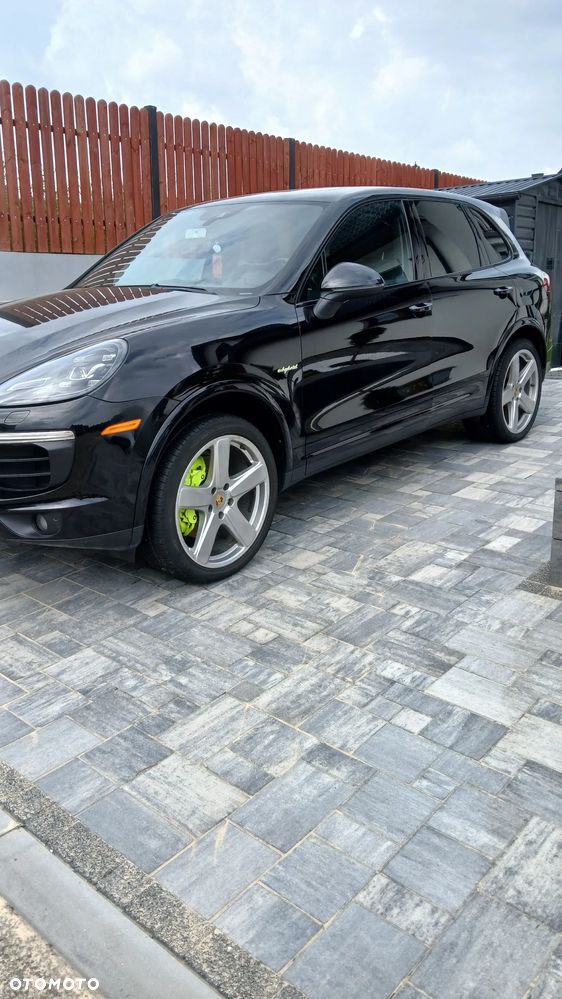 Porsche Cayenne S E-Hybrid Platinum Edition - 3