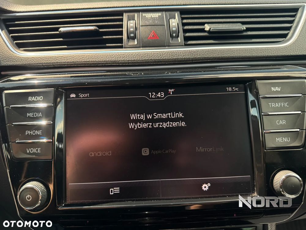 Skoda Superb 1.8 TSI DSG L&K - 28