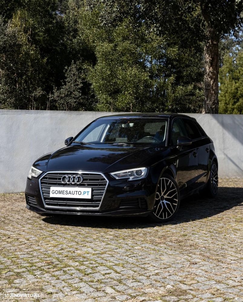 Audi A3 Sportback - 1