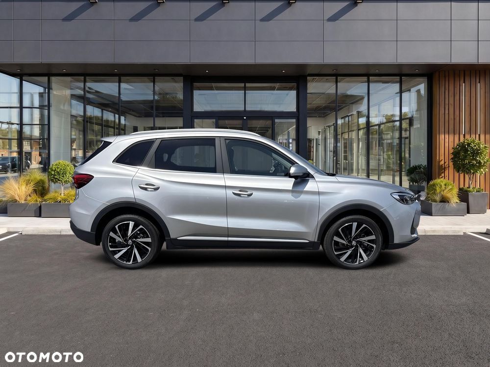MG ZS 1.5 HEV+ Exclusive - 5