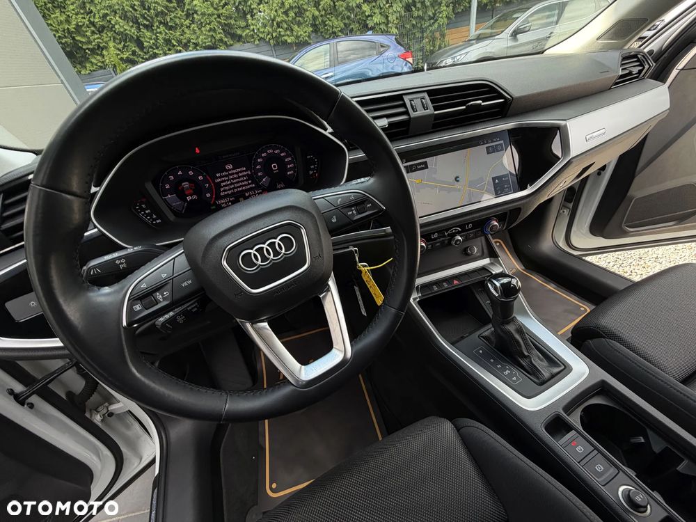 Audi Q3 35 TFSI S tronic - 30