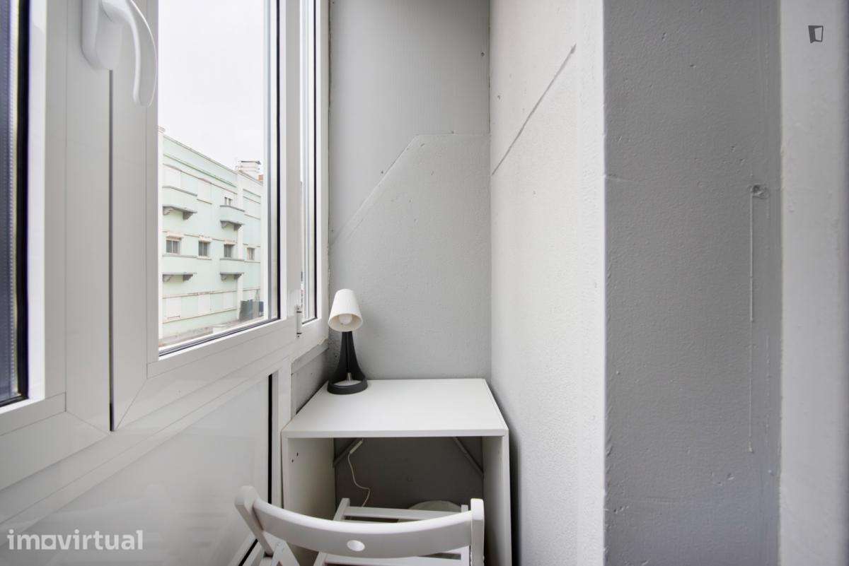 Quarto - localizado em Amadora Lisbon - Grande imagem: 5/28