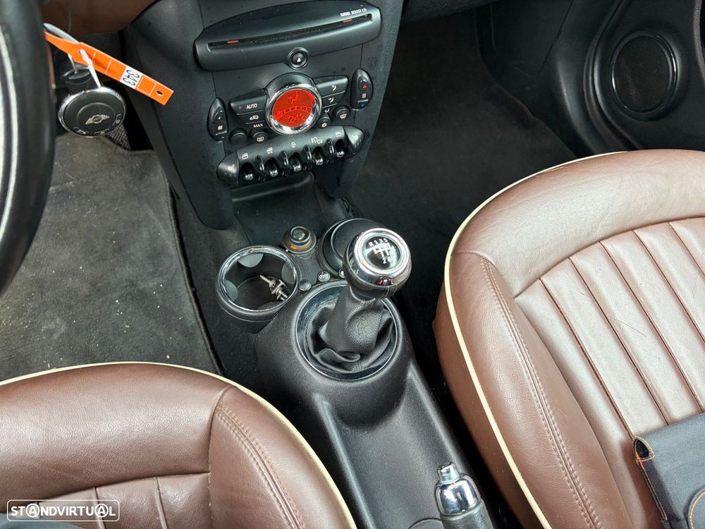 MINI Cabrio Cooper D - 12