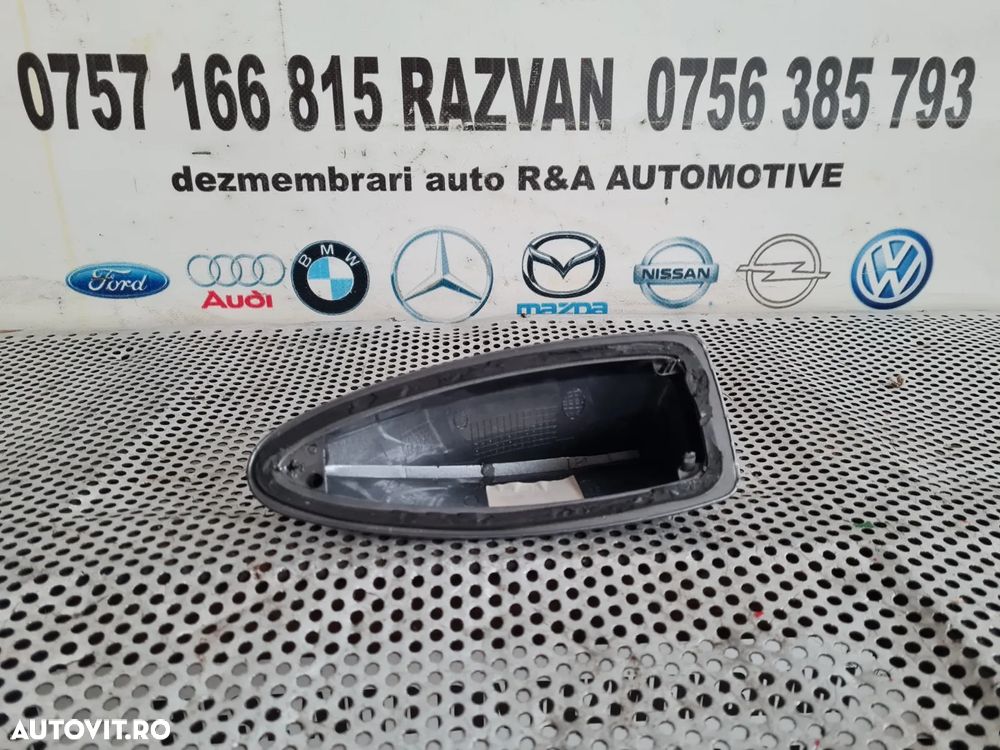 Capac Antena Bmw F10 F11  - Dezmembrari Arad - 4