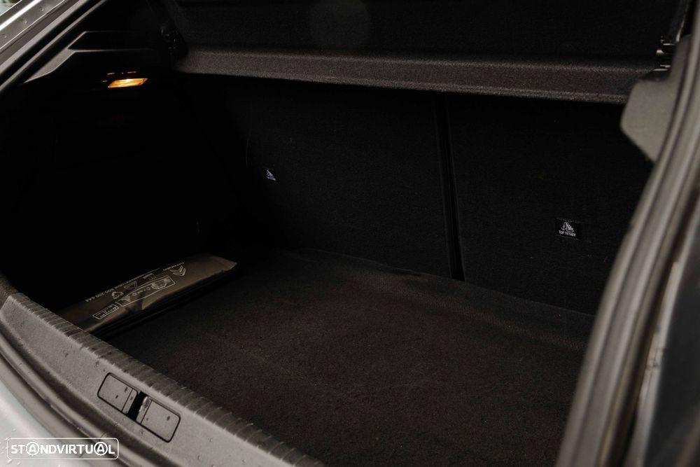 Peugeot 208 1.2 PureTech Active Pack - 19