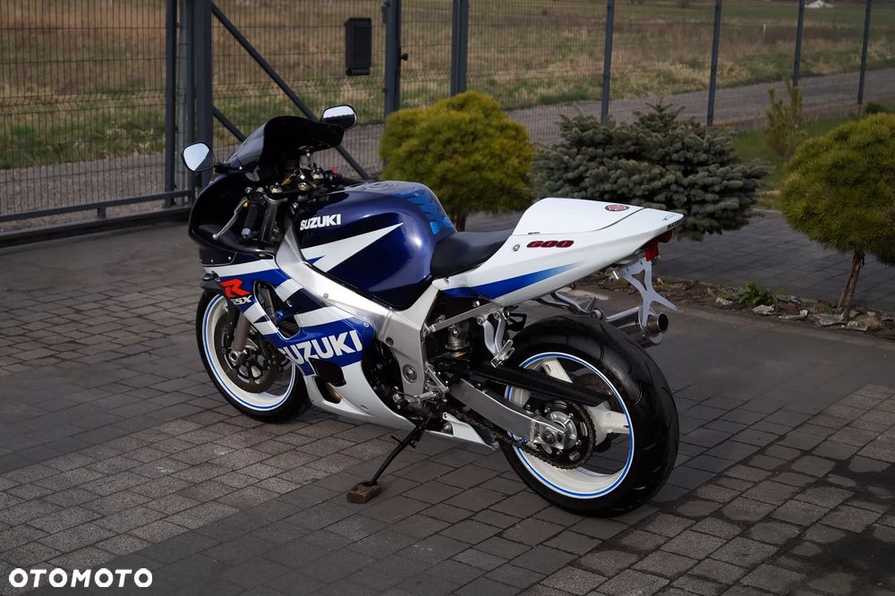 Suzuki GSX-R - 9