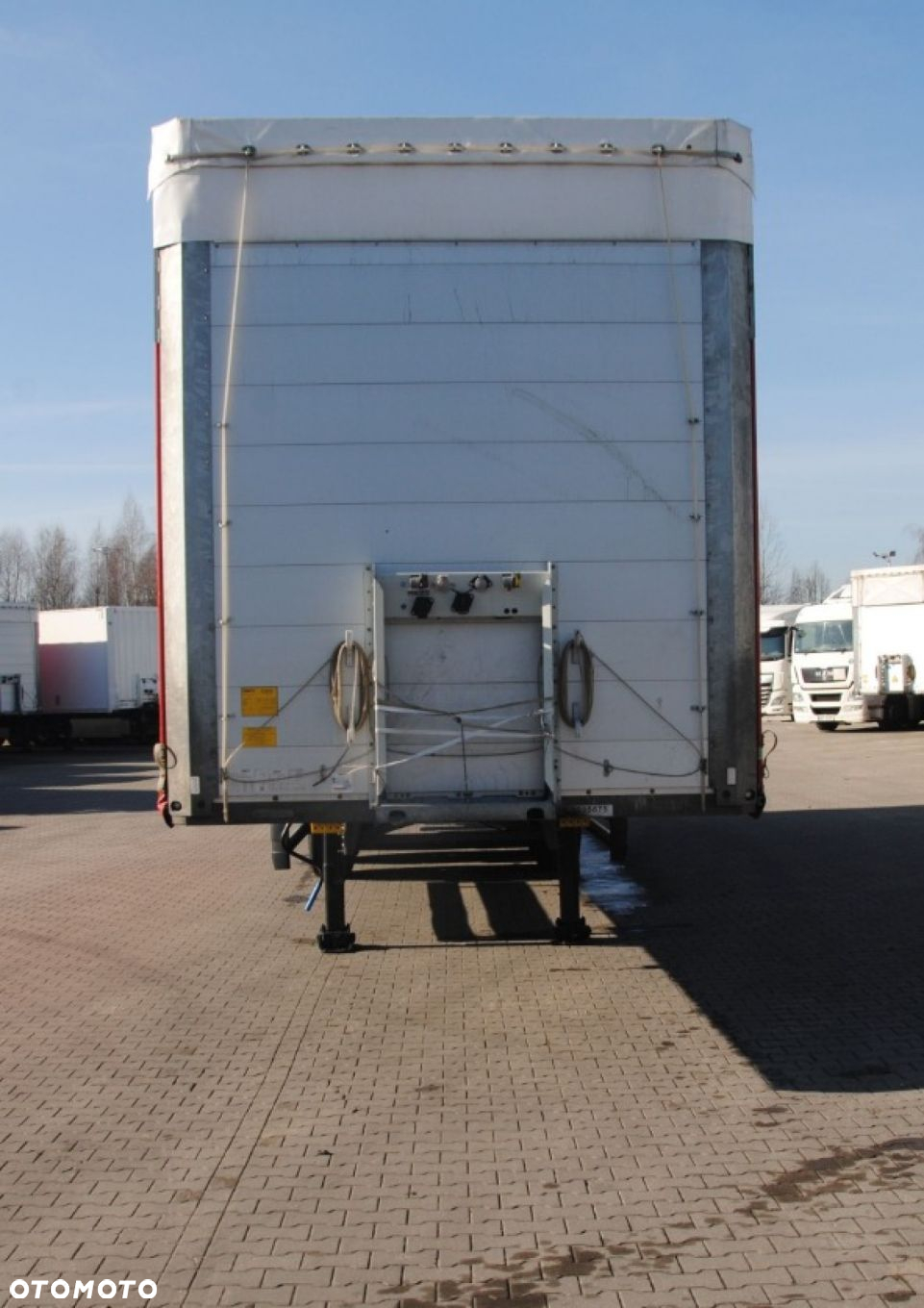 Schmitz Cargobull SCB S3T, podnoszona oś - 7