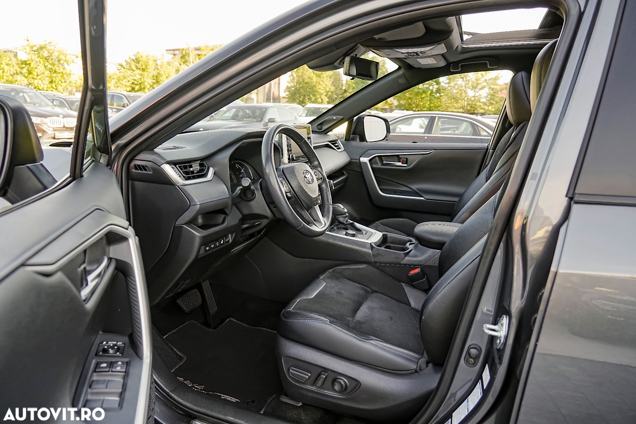 Toyota RAV4 2.5 4x4 Hybrid Black Edition - 6
