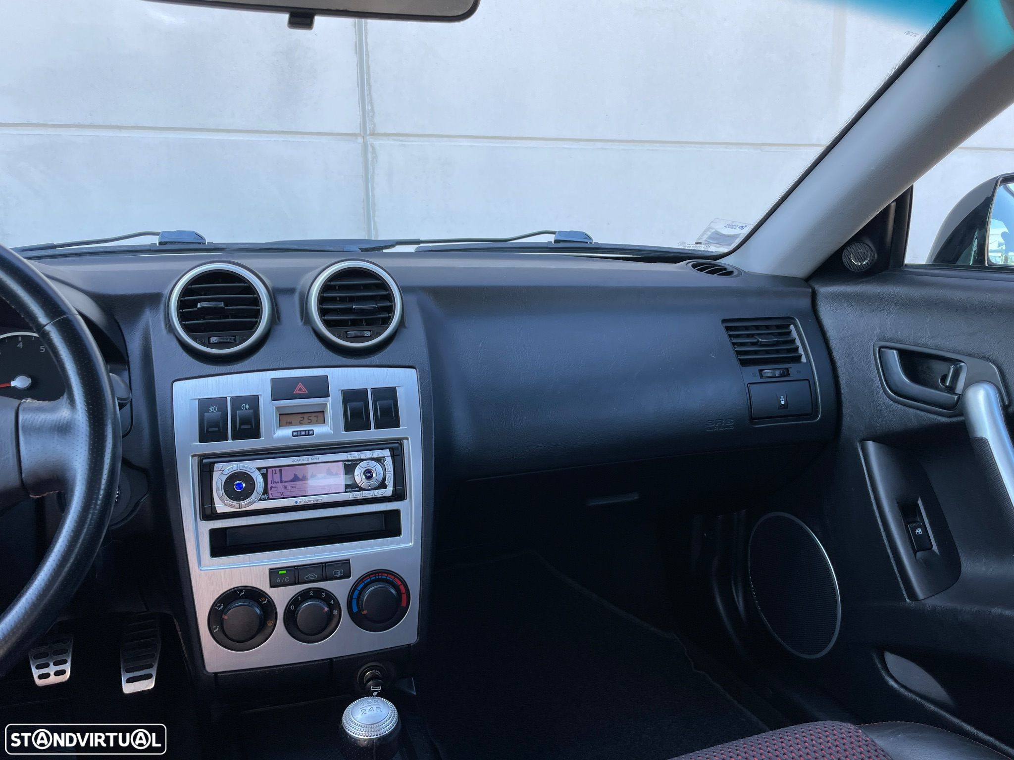 Hyundai Coupe 1.6 16V FX - 12