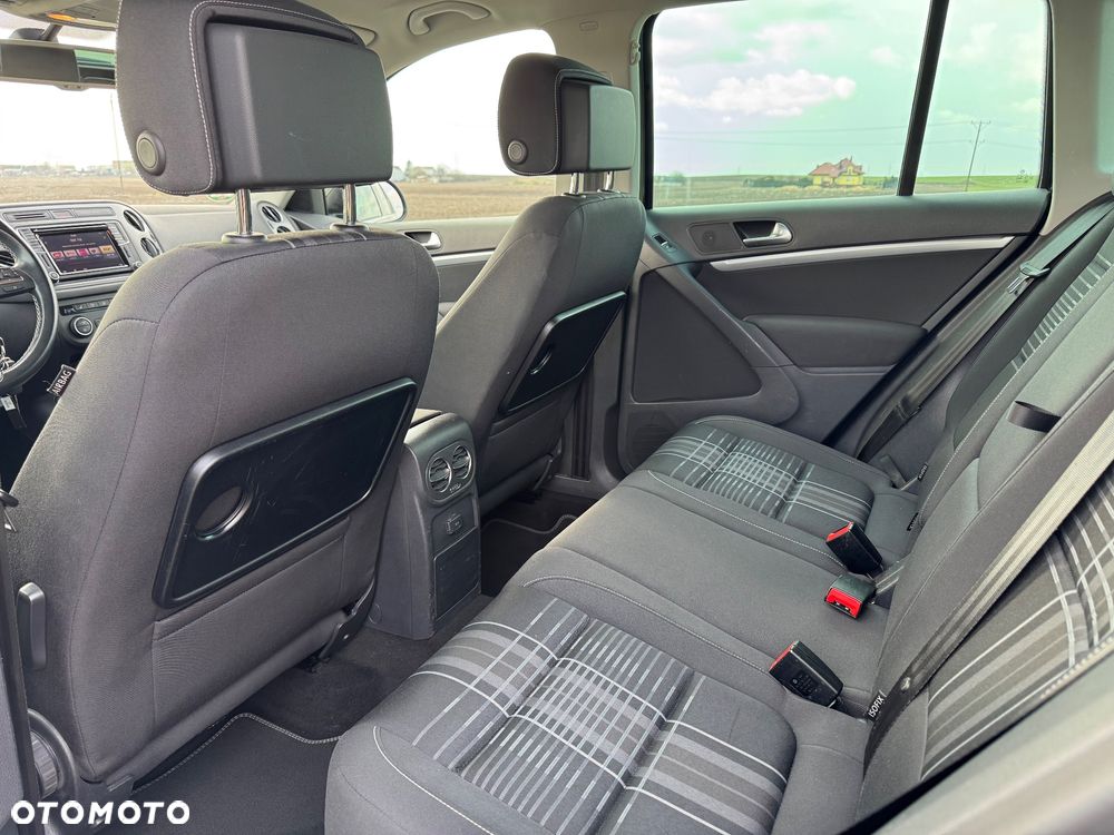 Volkswagen Tiguan 1.4 TSI BlueMotion Technology Lounge Sport & Style - 27