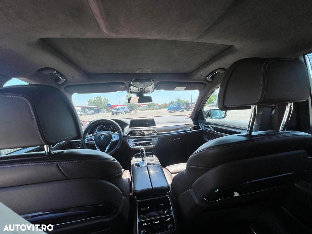 BMW Seria 7 740d xDrive - 14