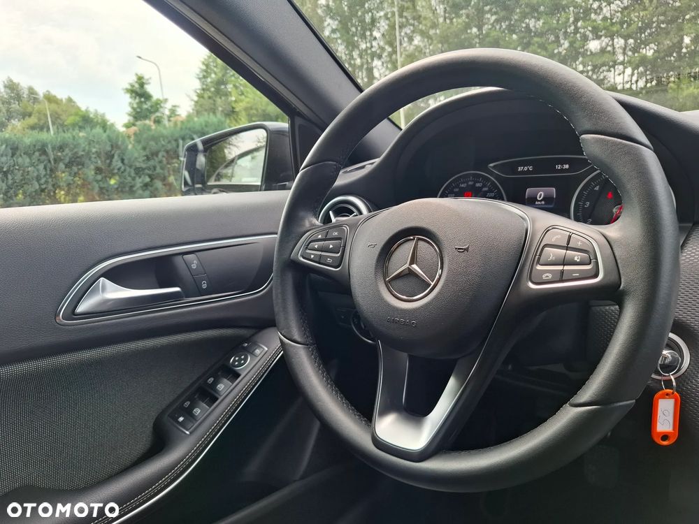 Mercedes-Benz Klasa A 180 Peak Edition - 21