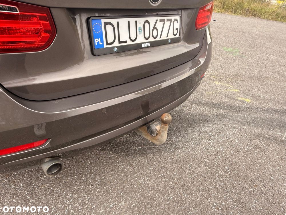 BMW Seria 3 320d - 22