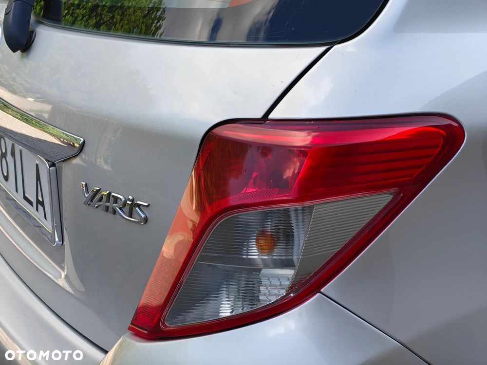 Toyota Yaris 1.0 Premium EU6 - 16