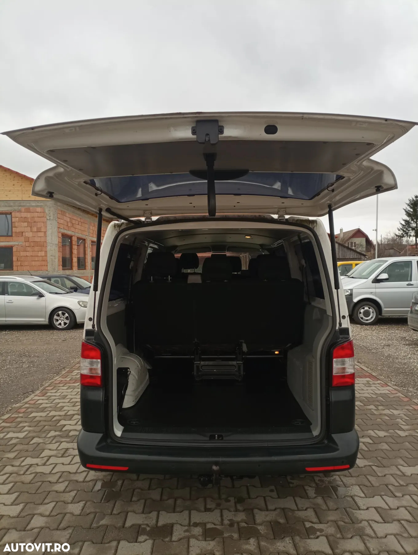 Volkswagen Transporter - 6