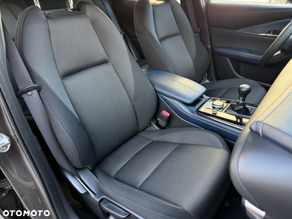 Mazda CX-30 e-SKYACTIV-X 2.0 M HYBRID AWD - 28