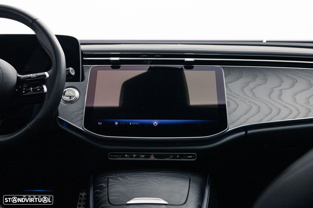 Mercedes-Benz E 300 - 18