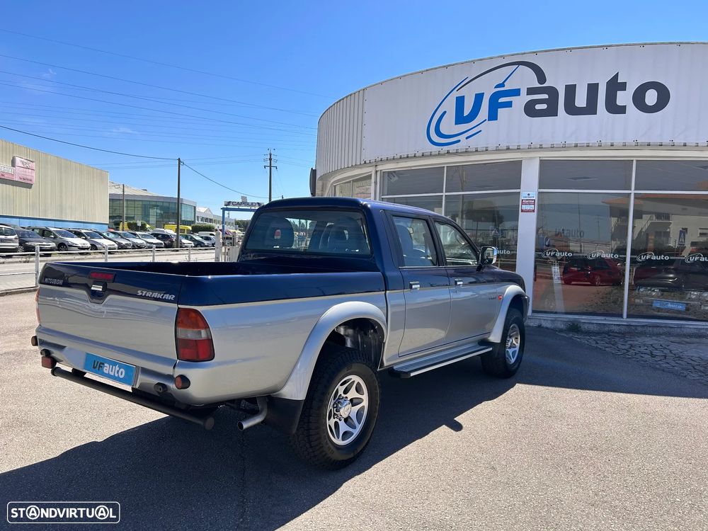 Mitsubishi L200 2.5 TD Club Strakar - 10