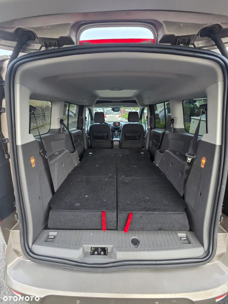 Ford Tourneo Connect Gr 1.5 EcoBlue Titanium PowerShift - 21