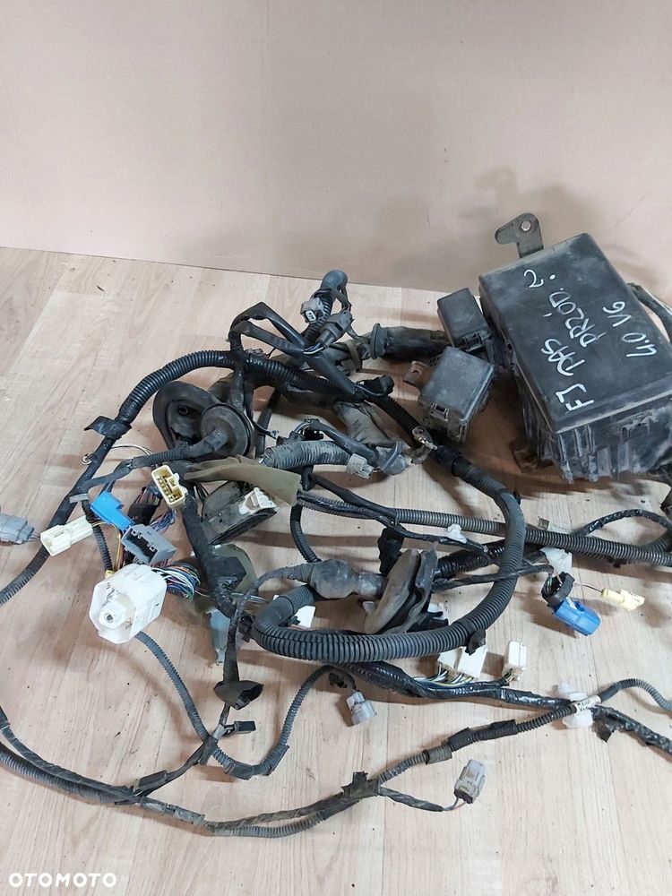 Toyota FJ Cruiser 4,0 puszka bezpieczników wiązka - 3