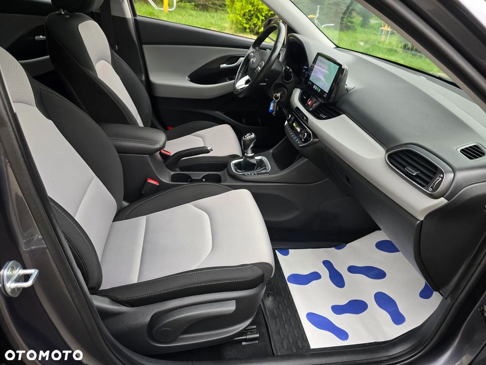 Hyundai i30 1.4 T-GDI Fastback Premium - 34
