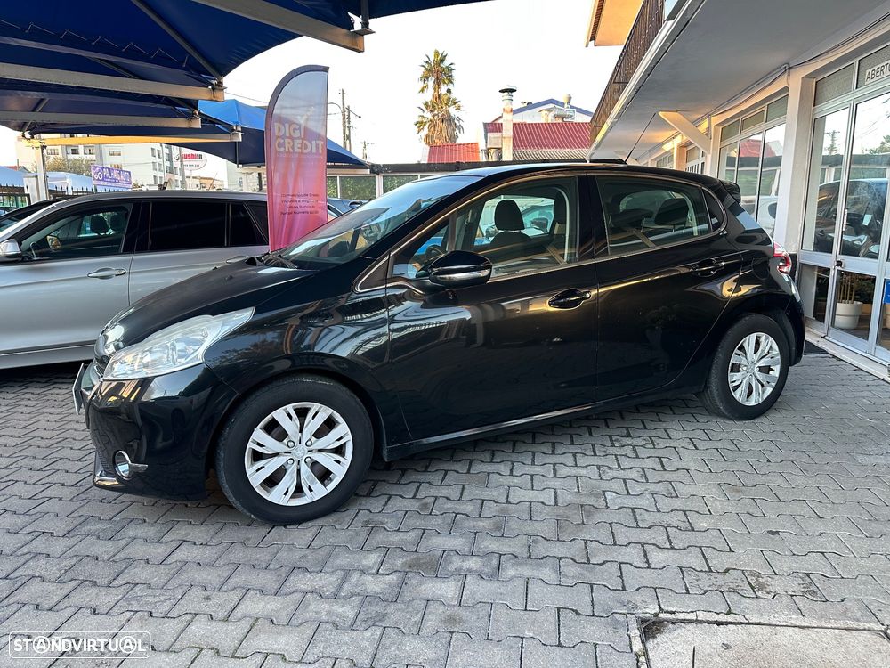 Peugeot 208 1.6 e-HDi Allure 95g - 11