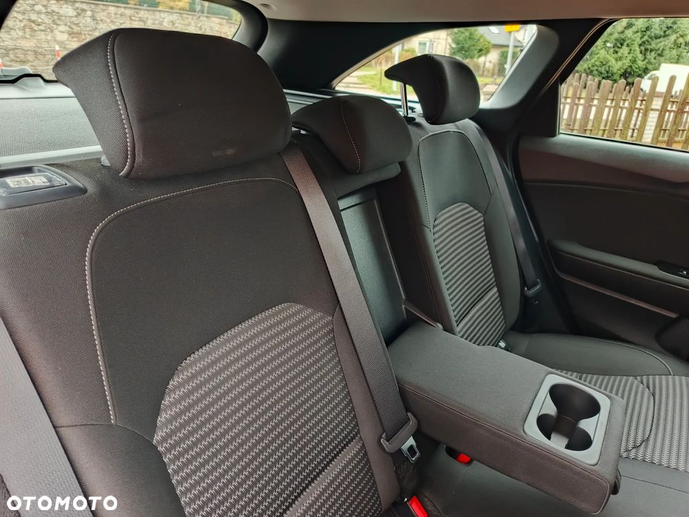 Kia Ceed - 14