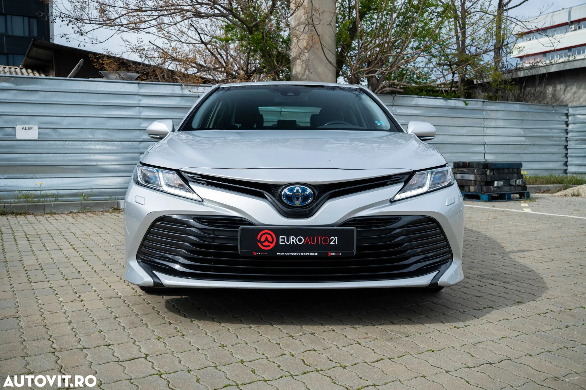 Toyota Camry 2.5 Hybrid Business - 2