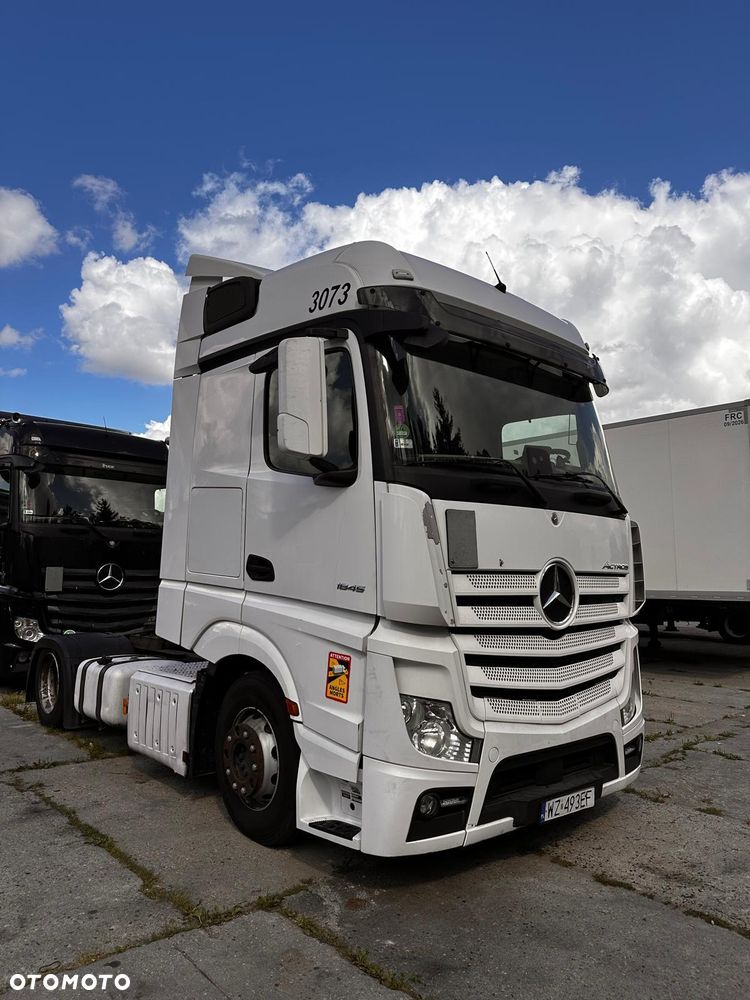 Mercedes-Benz actros - 21