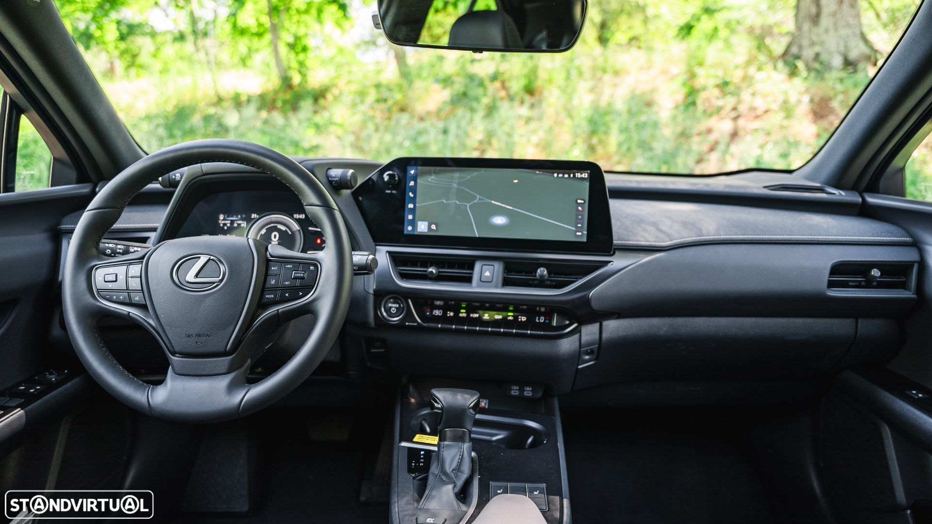 Lexus UX 250h Sport (Ecrã 12.3) - 10