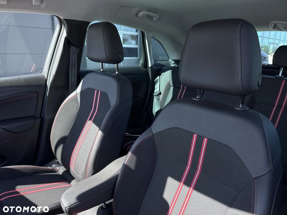 Opel Crossland 1.2 T GS Line - 14