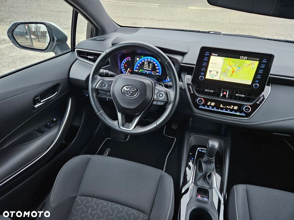Toyota Corolla - 12